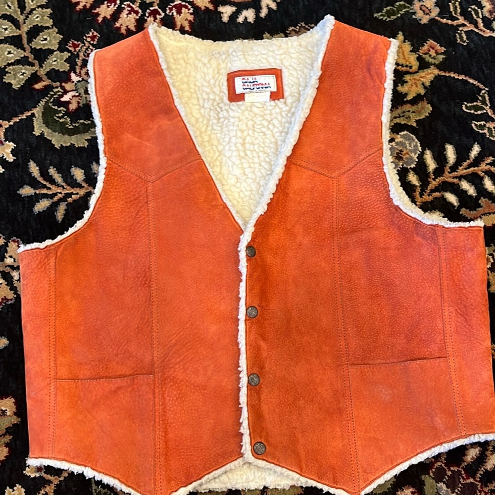 VINTAGE 70s Baja California 100% leather/suede vest with sherpa lining